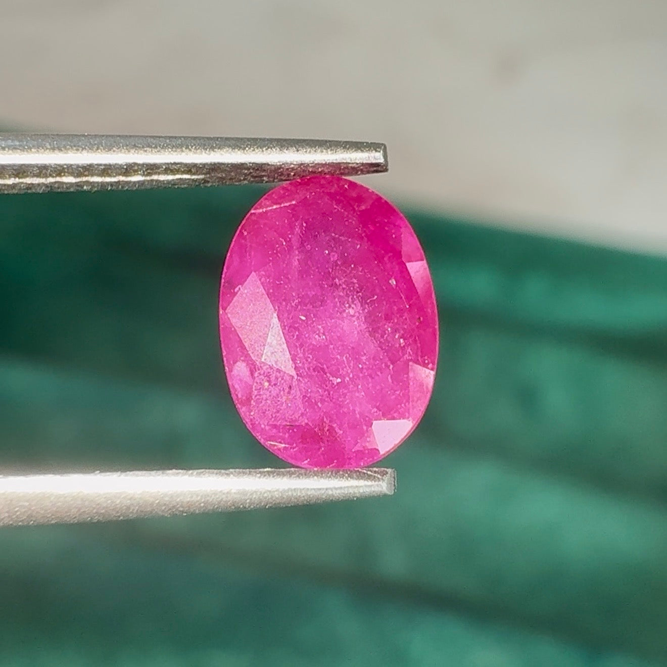 AIG Certified 1.73 ct Natural Heated Pinkish Red Ruby – Oval Cut – Burma