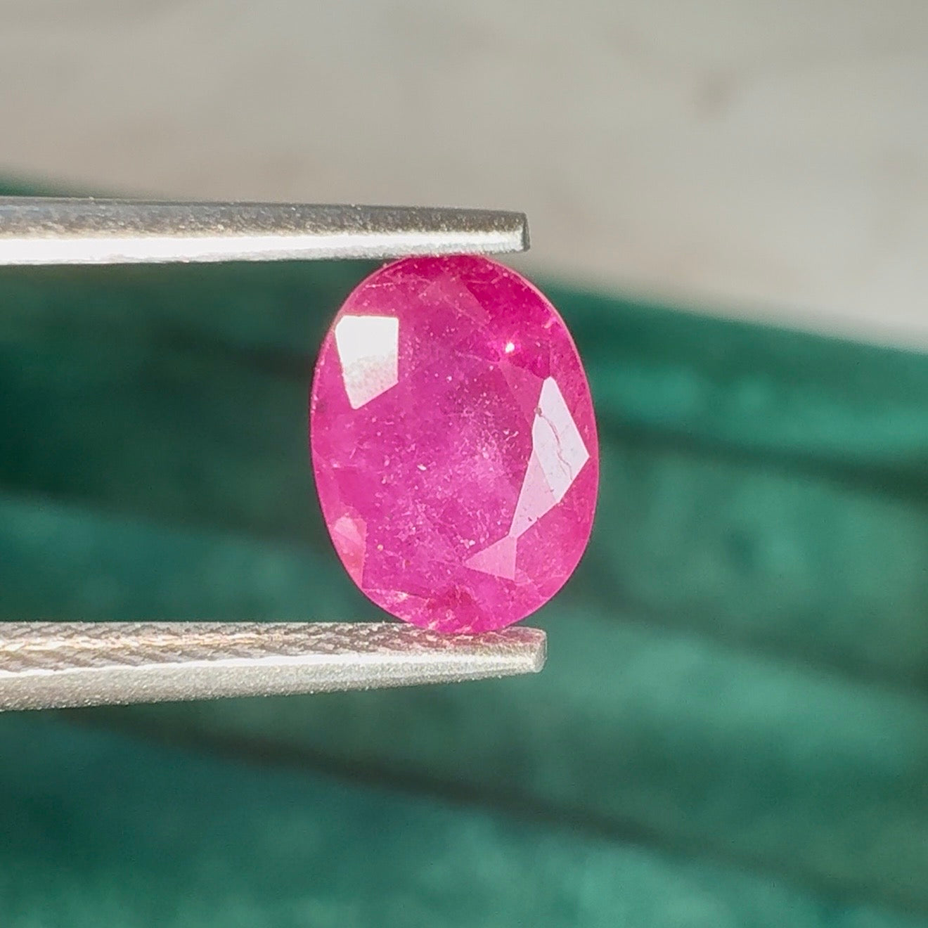 AIG Certified 1.73 ct Natural Heated Pinkish Red Ruby – Oval Cut – Burma