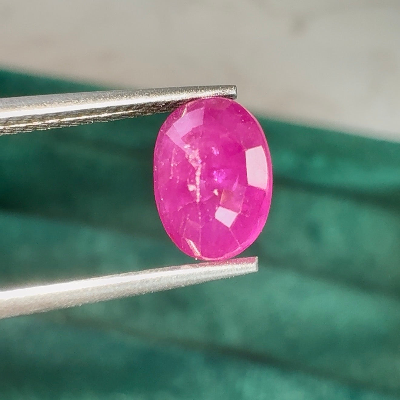 AIG Certified 1.73 ct Natural Heated Pinkish Red Ruby – Oval Cut – Burma