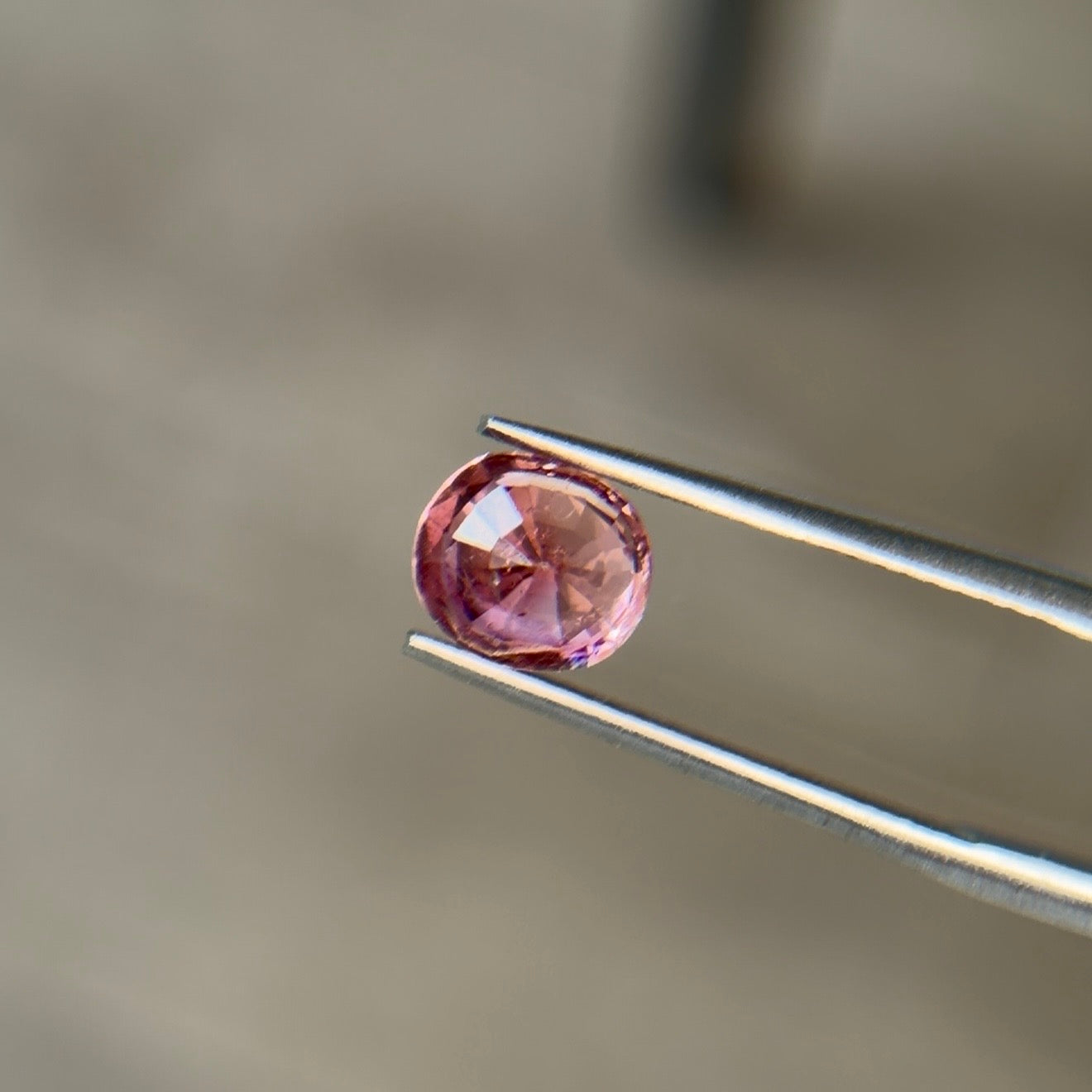 1.33 ct Natural Tourmaline Orangy Pink – Oval Cut – AIG Certified