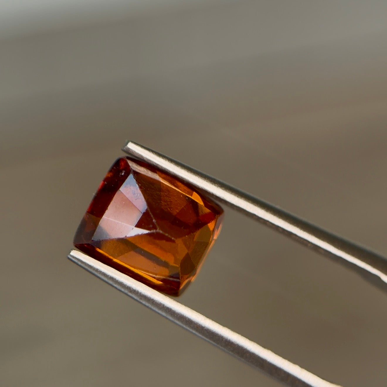 3.13 ct Natural Hessonite Garnet Honey Yellow – Cushion Cut – AIG Certified