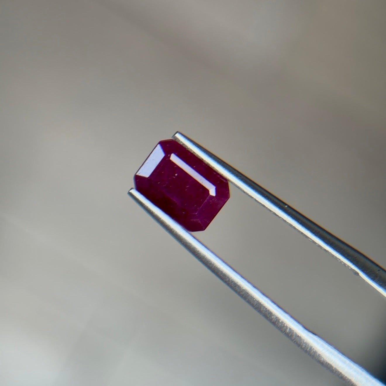 1.05 ct Natural Ruby Red Heated – Emerald Cut – Mozambique – AIG Certified