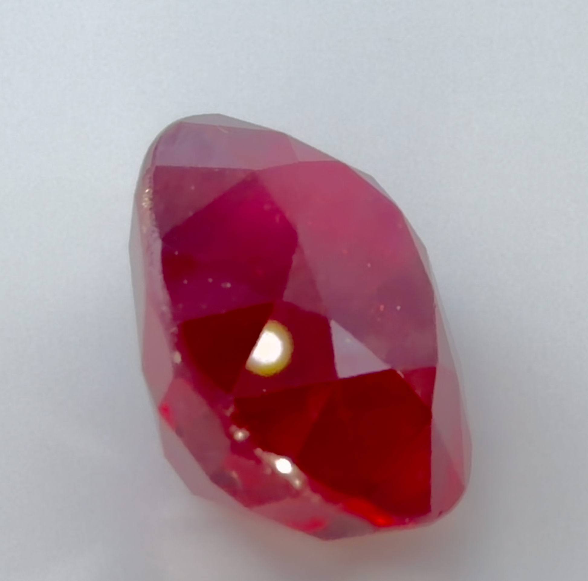 4.17 ct Red (Vivid) Ruby – Oval Cut – Heated – Madagascar