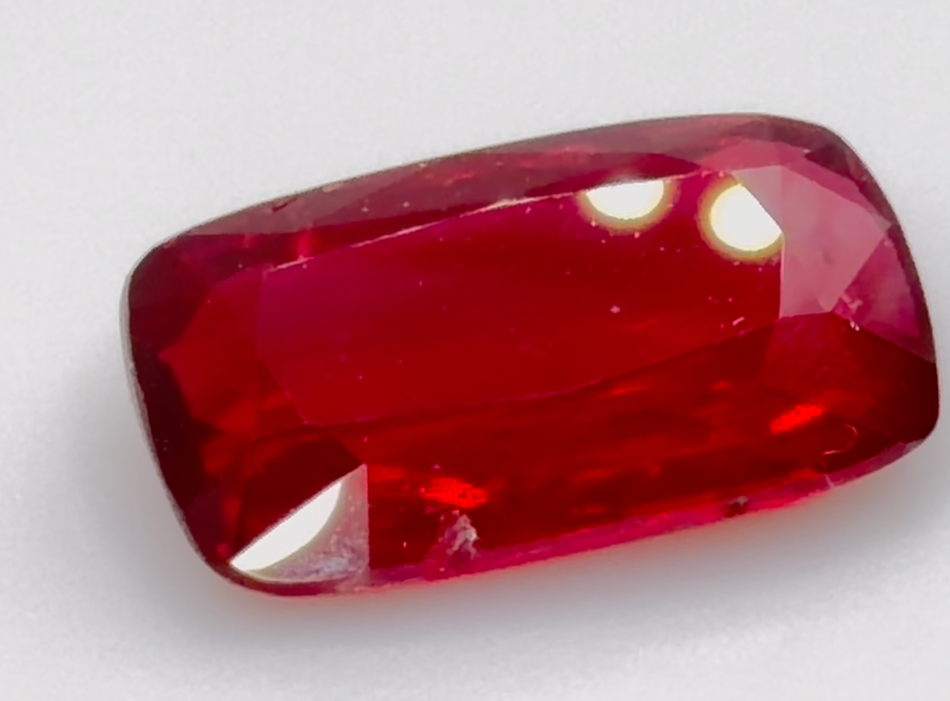 3.02 ct Red (Vivid) Ruby – Cushion Cut – Unheated – Mozambique