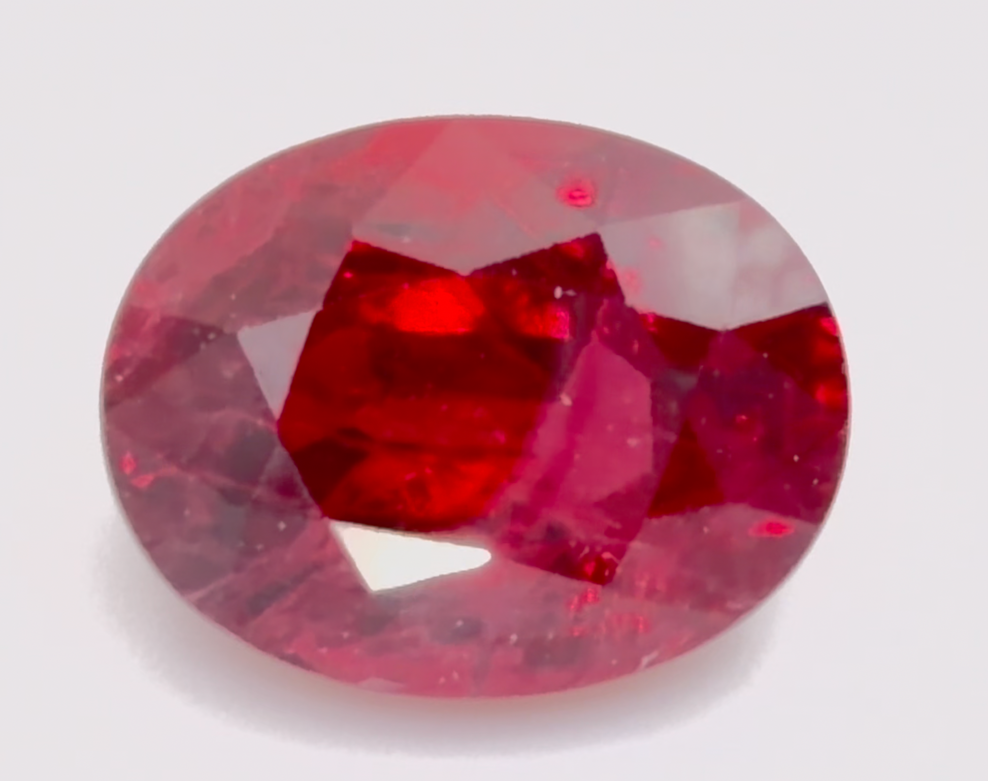 4.39 ct Red (Pigeon Blood) Ruby – Oval Cut – Heated – Mozambique