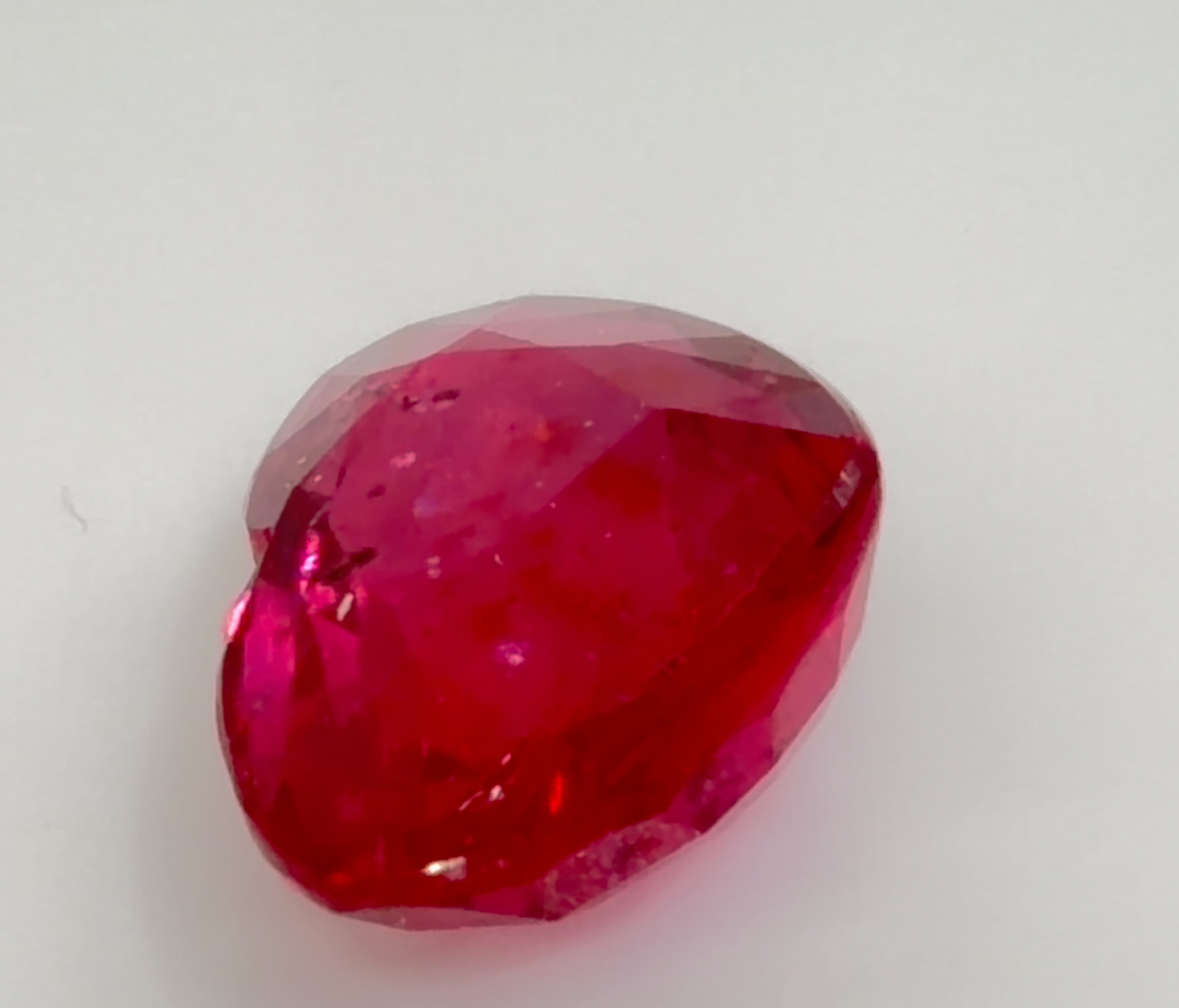 4.02 ct Pinkish-Red (Pigeon Blood) Ruby – Heart Cut – Untreated – Mozambique