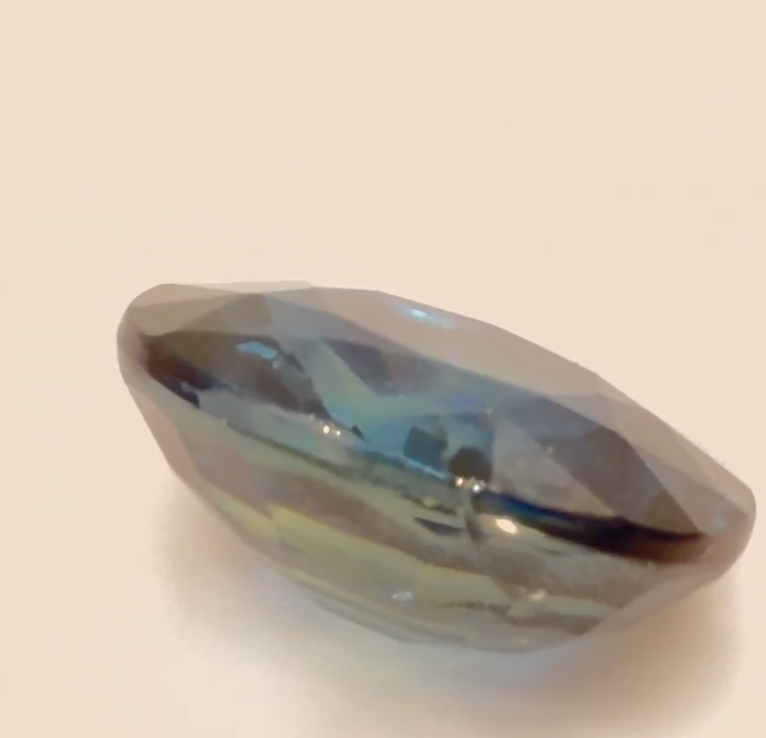 5.87 ct Blue (Indigo) Sapphire – Oval Cut – Untreated – Basalt Related