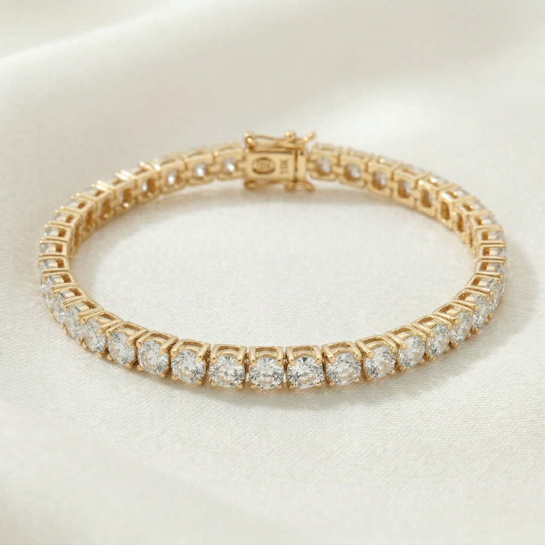 Classic Diamond Tennis Bracelet - Yellow Gold