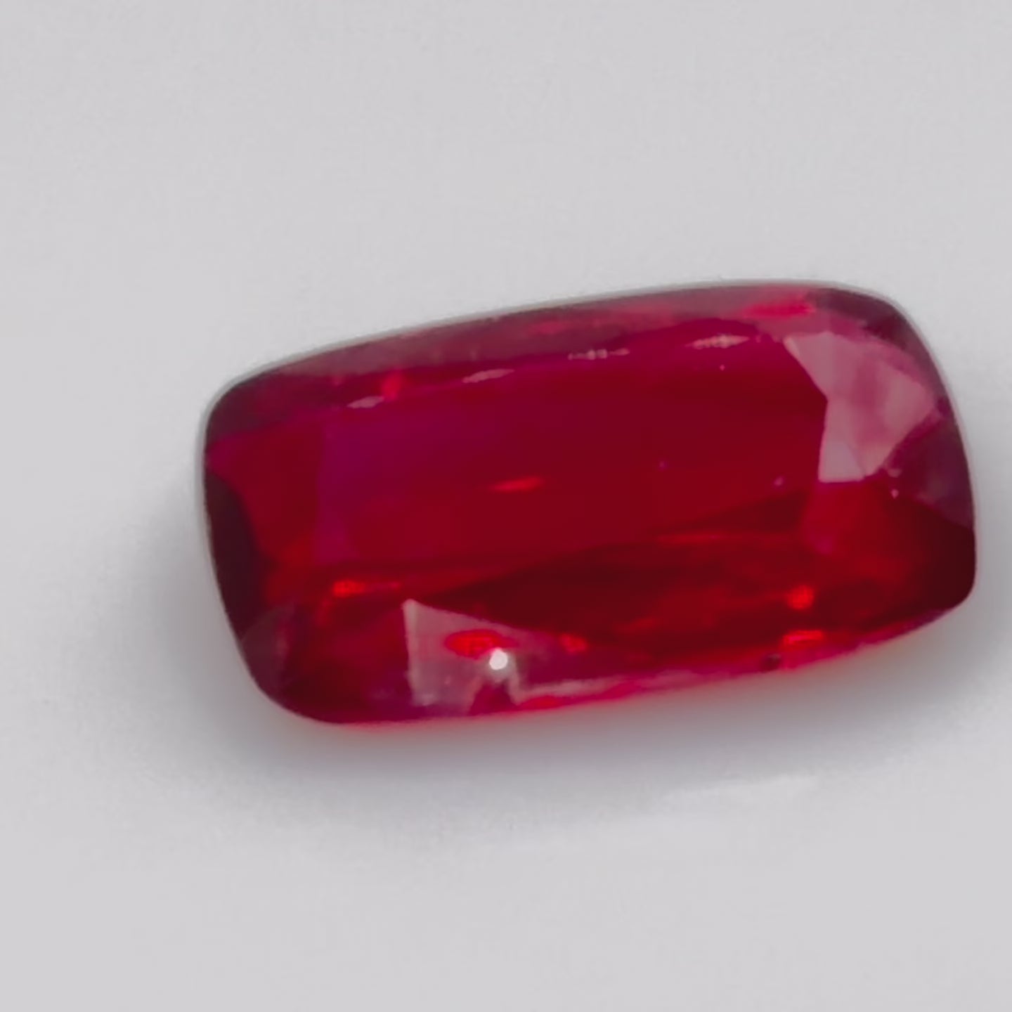 3.02 ct Red (Vivid) Ruby – Cushion Cut – Unheated – Mozambique