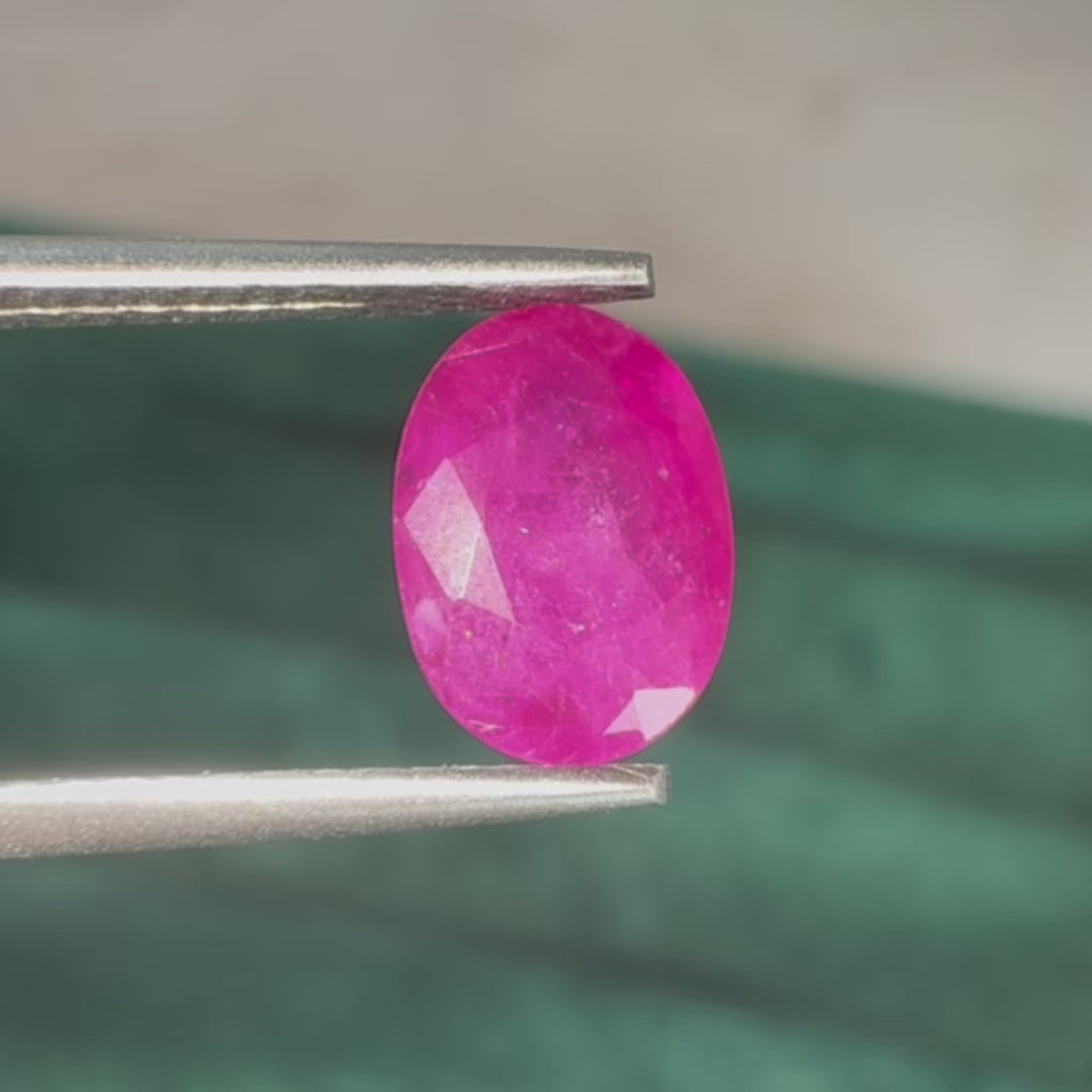 AIG Certified 1.73 ct Natural Heated Pinkish Red Ruby – Oval Cut – Burma